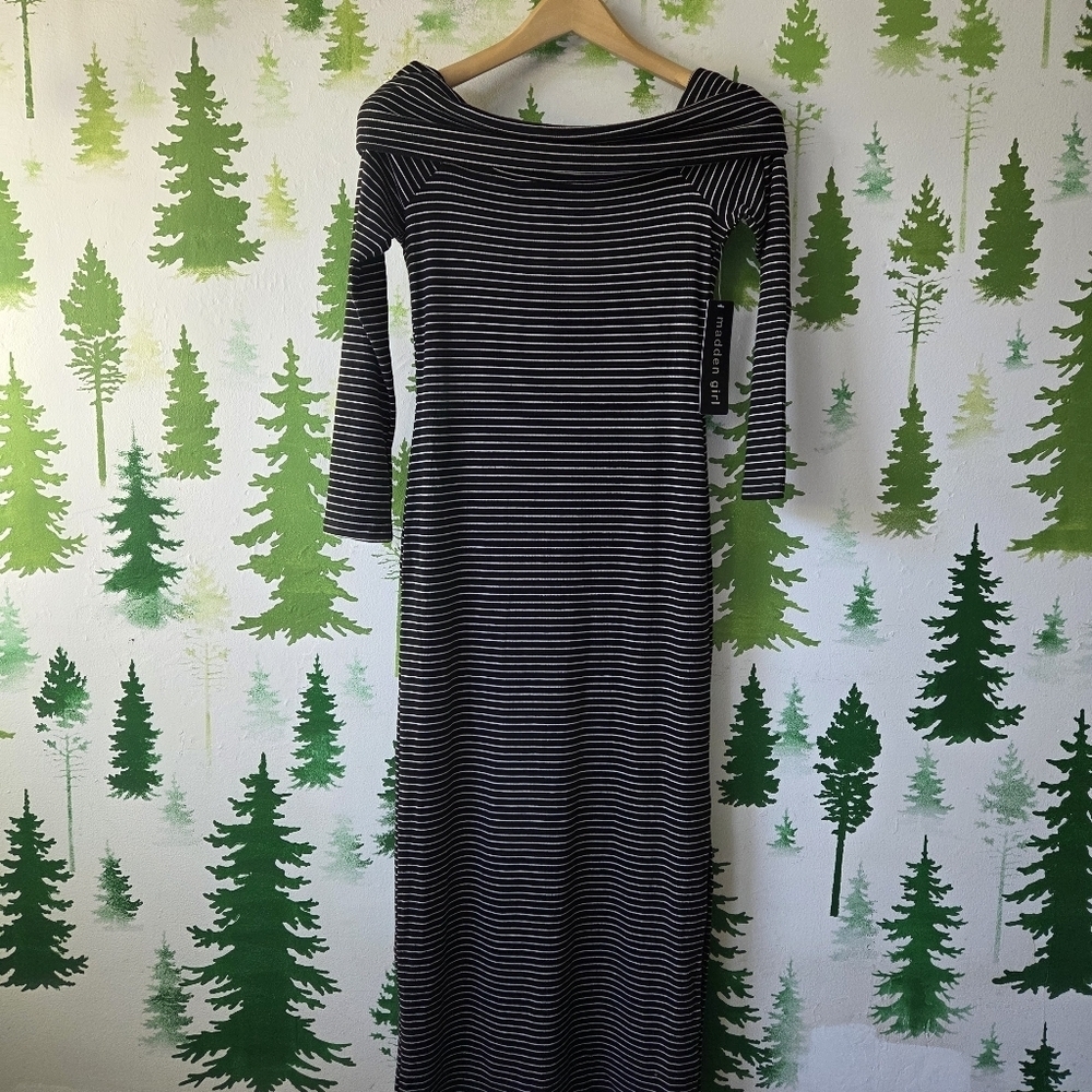 Madden Girl Off The Shoulder Striped Dress